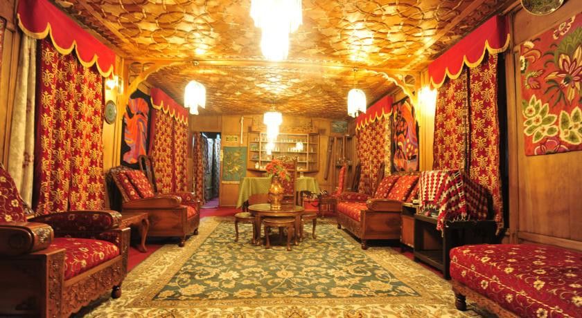 New Jacquline Heritage Houseboats Srīnagar Exterior foto